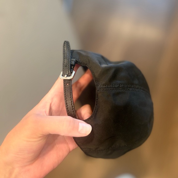 PRADA Black Baseball Hat 🧢 - Picture 4 of 12